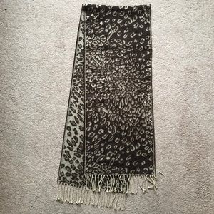 Leopard Print Reversible Scarf